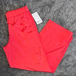 Athleta Rise Pant Women’s Size Medium- NWT